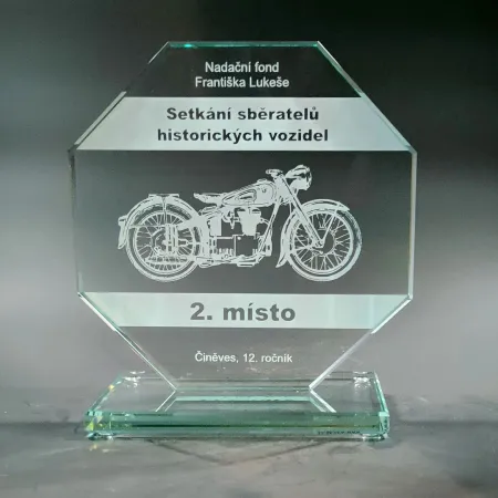 Skleněná trofej CLA3/1