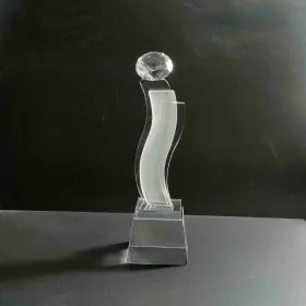 Skleněná trofej Diamant