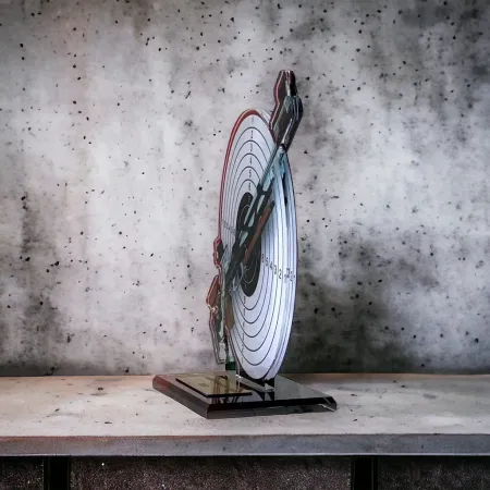 Akrylátová trofej AWF M13 | Střelba Výška cm: 17,5 - Šířka cm: 16,5 - plnobarevná