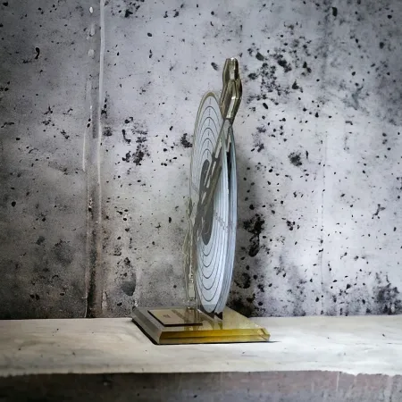 Akrylátová trofej AWF M13 | Střelba Výška cm: 17,5 - Šířka cm: 16,5 - plnobarevná