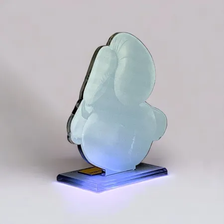 Akrylátová trofej AWF M14 | Bojová umění Výška cm: 15,5 - Šířka cm: 14,5 - stříbrná