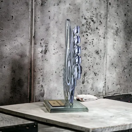 Akrylátová trofej AWF M24 | Hudba Výška cm: 21,5 - Šířka cm: 20,5 - stříbrná