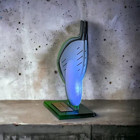 Akrylátová trofej AWF M32 | Golf Výška cm: 21,5 - Šířka cm: 20,5 - zlatá