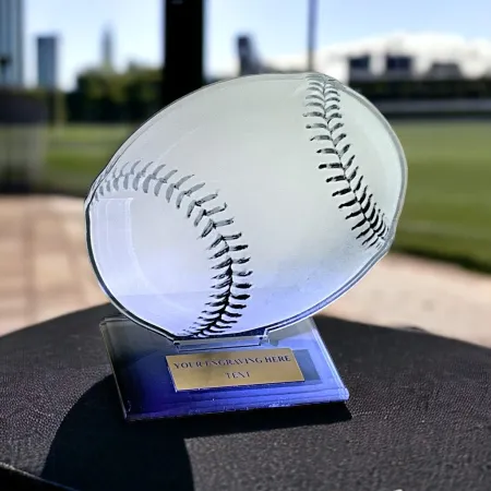 Akrylátová trofej AWF M33 | Baseball Výška cm: 13,5 - Šířka cm: 12,5 - stříbrná