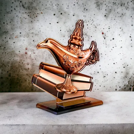 Akrylátová trofej AWF M34 | Quiz Výška cm: 21,5 - Šířka cm: 20,5 - zlatá