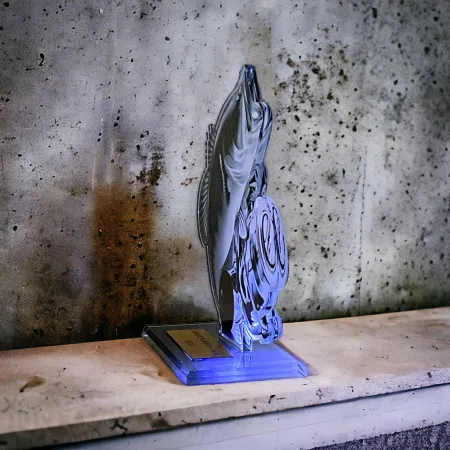 Akrylátová trofej AWF M37 | Rybaření Výška cm: 17,5 - Šířka cm: 16,5 - plnobarevná