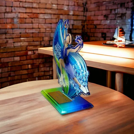 Akrylátová trofej AWF M74 | Krasobruslení Výška cm: 21,5 - Šířka cm: 20,5 - stříbrná