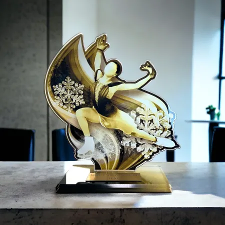 Akrylátová trofej AWF M74 | Krasobruslení Výška cm: 21,5 - Šířka cm: 20,5 - stříbrná