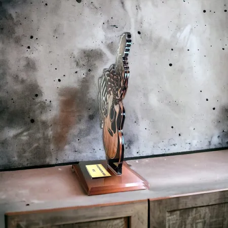 Akrylátová trofej AWF M89 | Hudba Výška cm: 15,5 - Šířka cm: 14,5 - bronzová