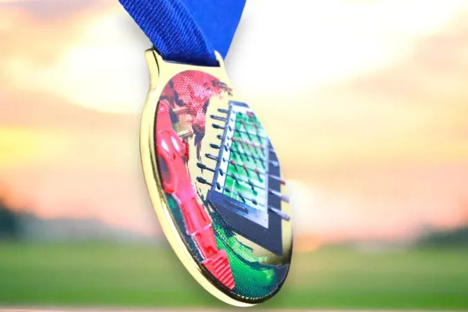 Medaile MDLMIDM28 | Stolni fotbal Barva: stříbro, Stuha: ST2