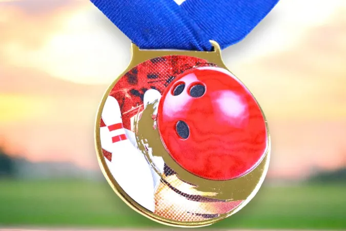 Medaile MDLMIDM38 | Bowling Barva: stříbro, Stuha: ST14