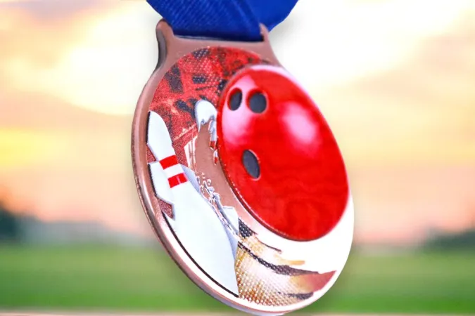 Medaile MDLMIDM38 | Bowling Barva: stříbro, Stuha: ST14