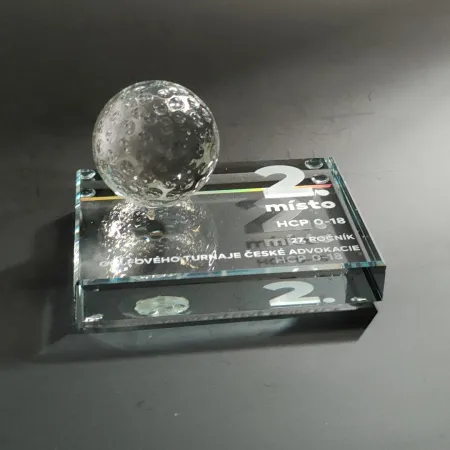 Skleněná trofej OW 19 s míčkem - Golf