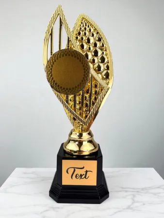 Designová trofej AV1 Výška: 31cm, Barva: stříbro