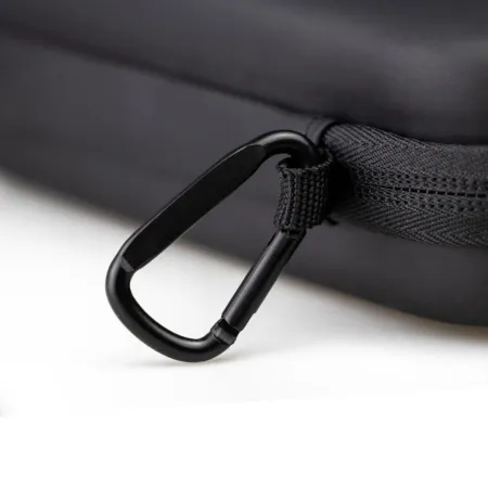 Bull's NL Pouzdro na šipky Morph - Black