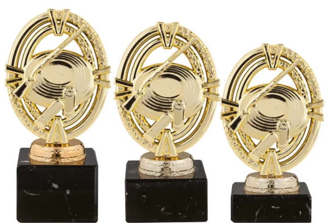 Figurka na podstavci FP10M5 Výška cm: 13,5